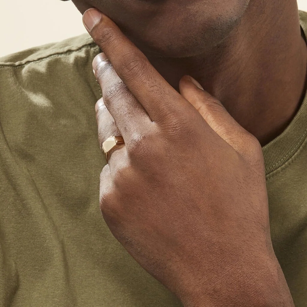 Histoire D'Or Chevalière Carree Diamantee Or Jaune 7 Histoire D'Or Chevalière Carree Diamantee Or Jaune – Image 5