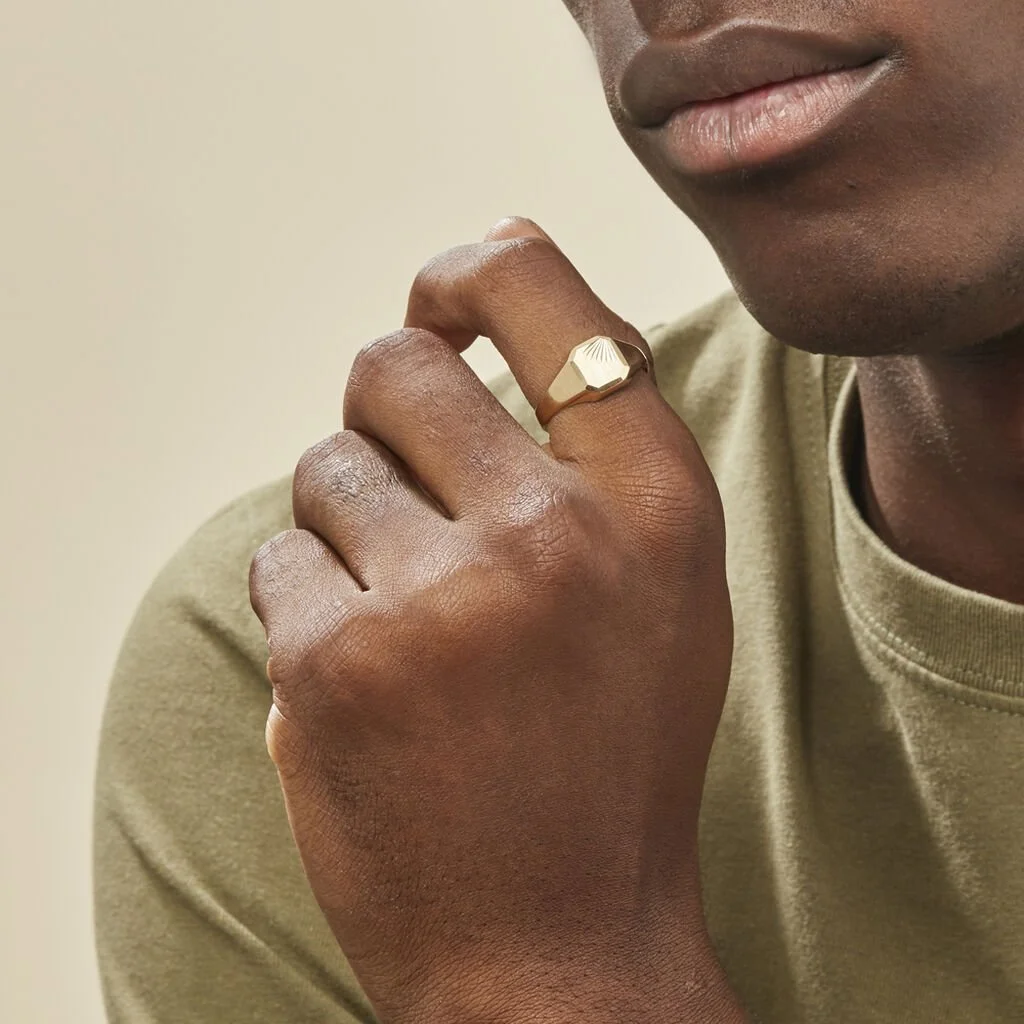 Histoire D'Or Chevalière Carree Diamantee Soleil Or Jaune 7 Histoire D'Or Chevalière Carree Diamantee Soleil Or Jaune – Image 5