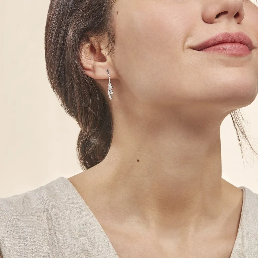 Histoire D'Or Boucles D'oreilles Pendantes Audrey Or Blanc Diamant 6 Histoire D'Or Boucles D'oreilles Pendantes Audrey Or Blanc Diamant – Image 4