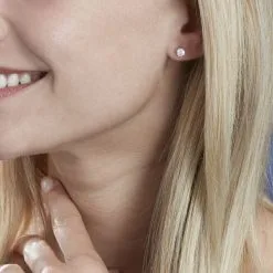 Histoire D'Or Boucles D'oreilles Puces 4 Griffes Or Blanc Diamant Synthetique -Boucles d'oreilles Bracelet Soldes B7OFBJW007 model0