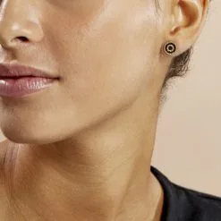 Histoire D'Or Boucles D'oreilles Puces Laria Plaqué Or Jaune 10 Histoire D'Or Boucles D'oreilles Puces Laria Plaqué Or Jaune -Boucles d'oreilles Bracelet Soldes FQOFJW0590 model0